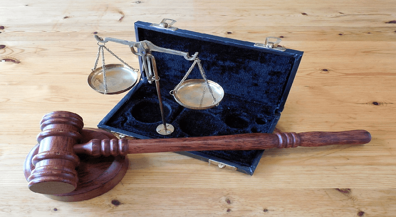 Hiring A Business Law Firm In Dubai: 7 Things You Should Know